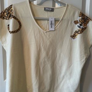 NWT Sequin Tiger Shoulder V-Neck 100% Cotton Shell with Sequin Details
